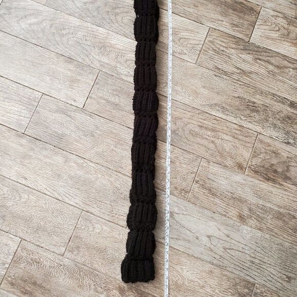 Long Black Chunky Knit Scarf - Picture 4 of 6
